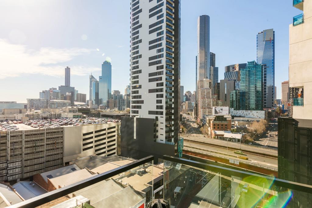 Mj Shortstay Apartments - Platinum Tower 墨尔本 外观 照片